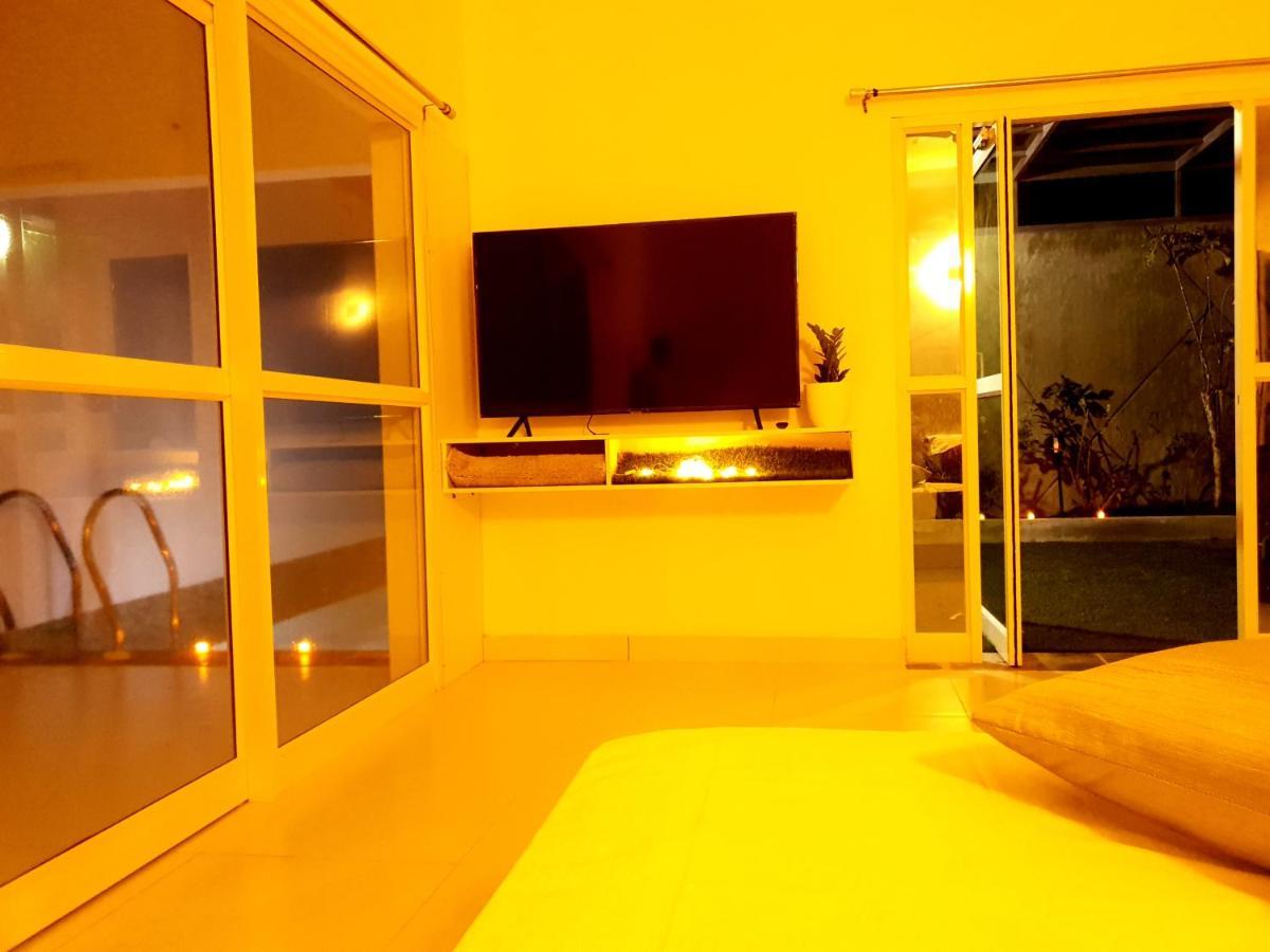 Amritham Holidays Homestay Trivandrum Thiruvananthapuram Bagian luar foto